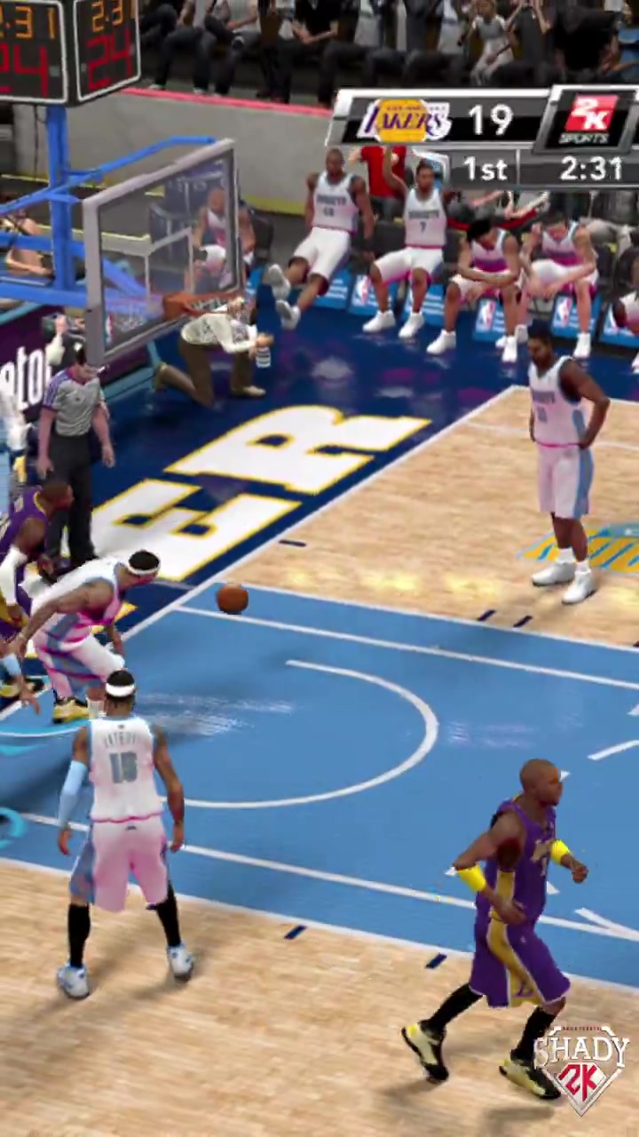 把科比的动作还原得非常真实!有多少人是从这版开始接触2K的?