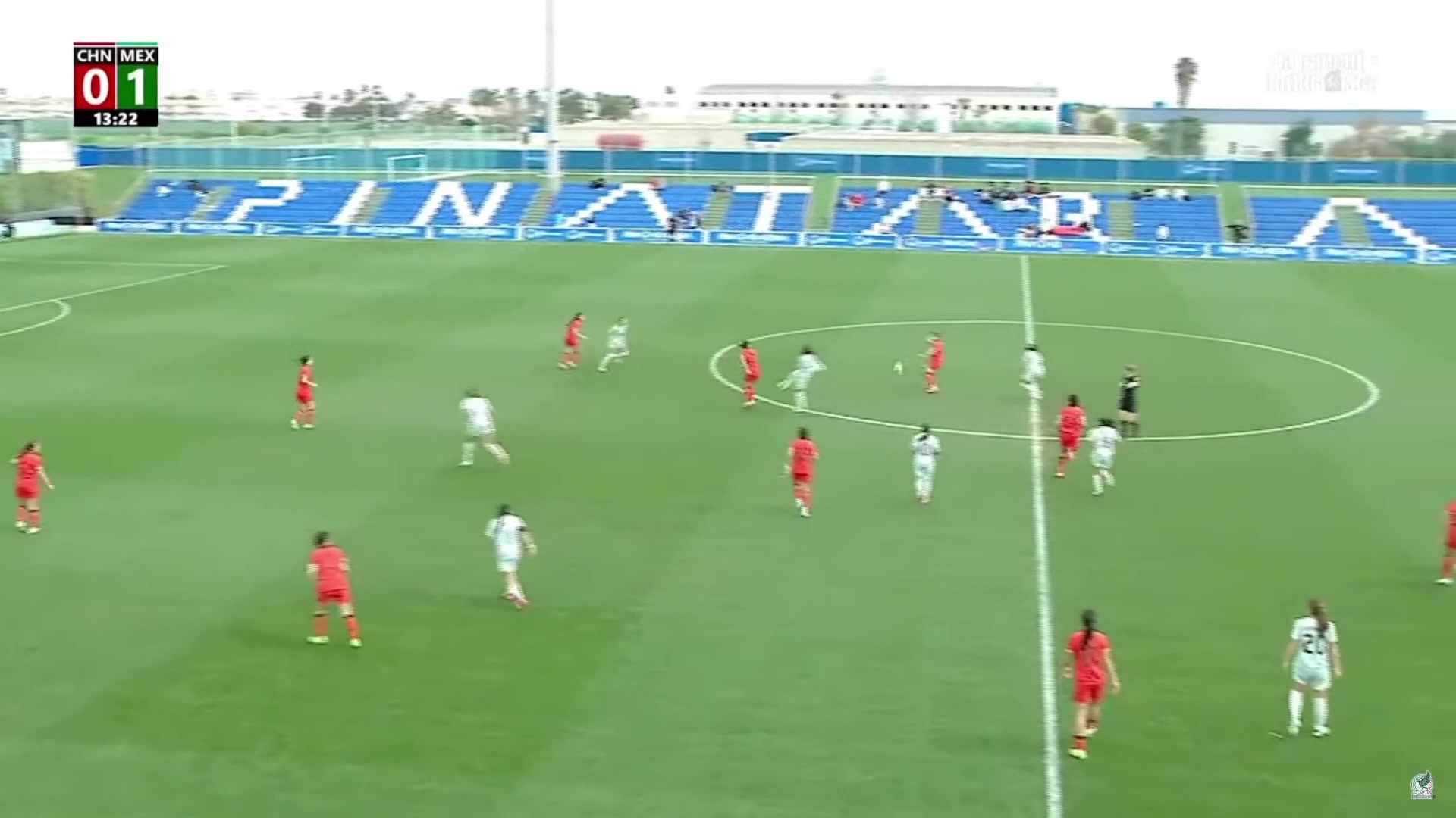 中国女足半场0-2落后❗️防线大开,墨西哥女足轻松破门