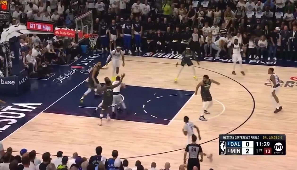 仅仅9分钟,东契奇就让西部决赛几乎彻底失去了悬念!